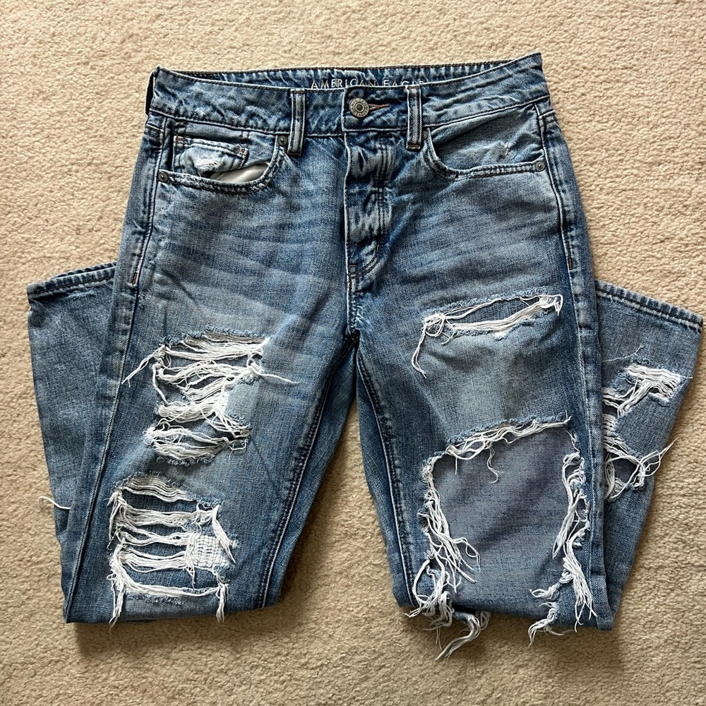 American Eagle Outfitters Women’s Distressed Blue Jeans